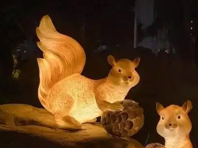 半透明內發(fā)光雕塑